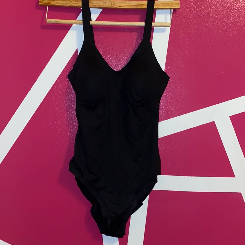 ‼️SOLD‼️KNIX Leakproof Classic V- Neck One-Piece